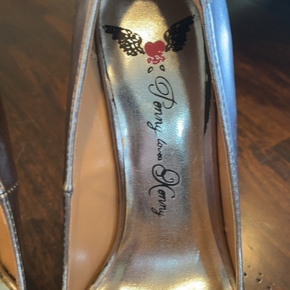 Penny Loves Kenny Silver Platform Heels - Picture 7 of 7